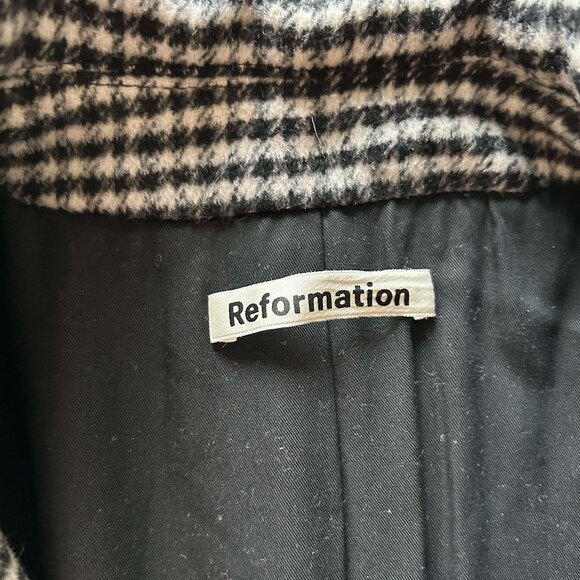 Reformation Houndstooth York Coat - Picture 6 of 6